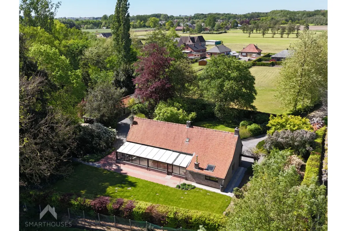 Huis te  koop in Wannegem-Lede 9772 699000.00€ 3 slaapkamers 282.00m² - Zoekertje 759699