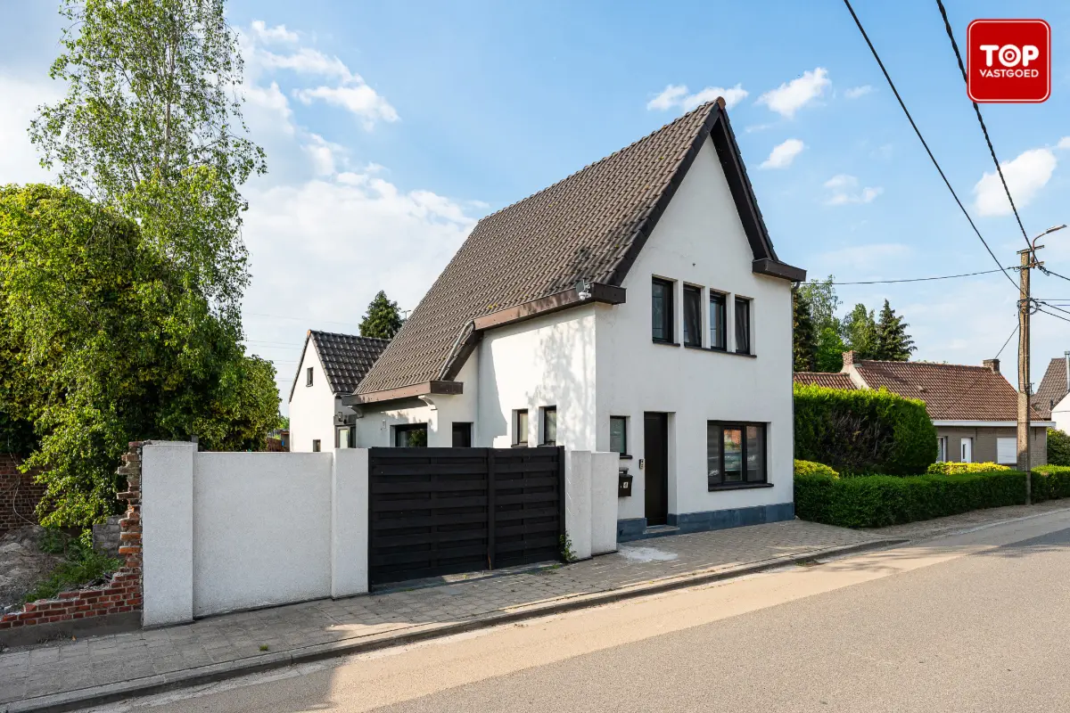 Huis te  koop in Sint-Kruis-Winkel 9042 469900.00€ 5 slaapkamers 165.00m² - Zoekertje 760764