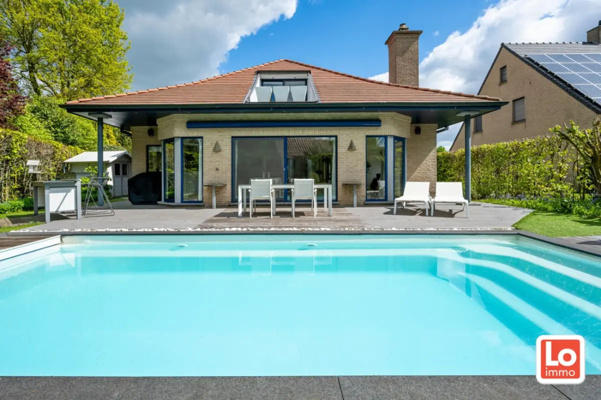 Huis te  koop in Zaffelare 9080 625000.00€ 3 slaapkamers 300.00m² - Zoekertje 760884