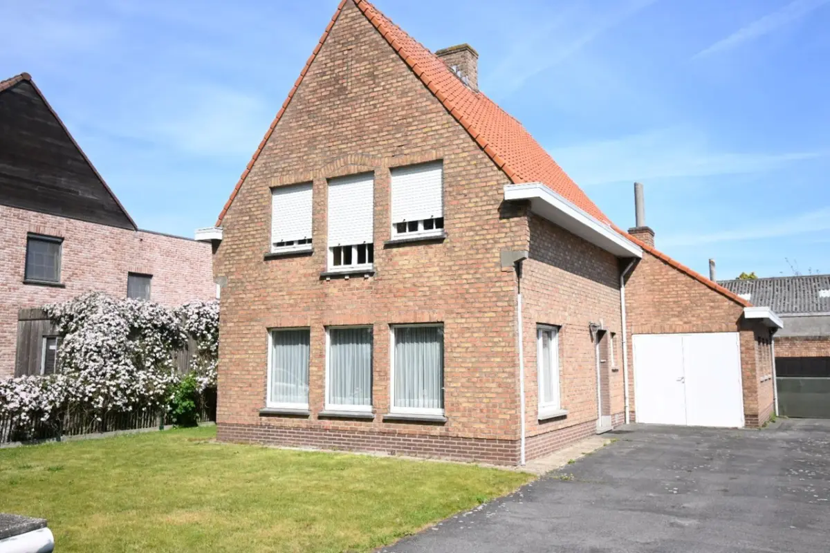 Huis te  koop in Maldegem 9990 275000.00€ 3 slaapkamers 150.00m² - Zoekertje 761660