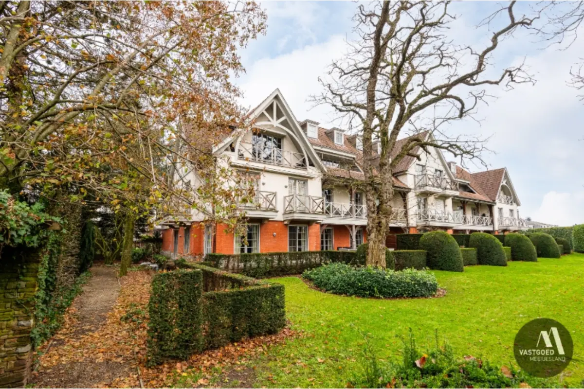 Appartement te  huur in Eeklo 9900 950.00€ 1 slaapkamers 108.00m² - Zoekertje 763673