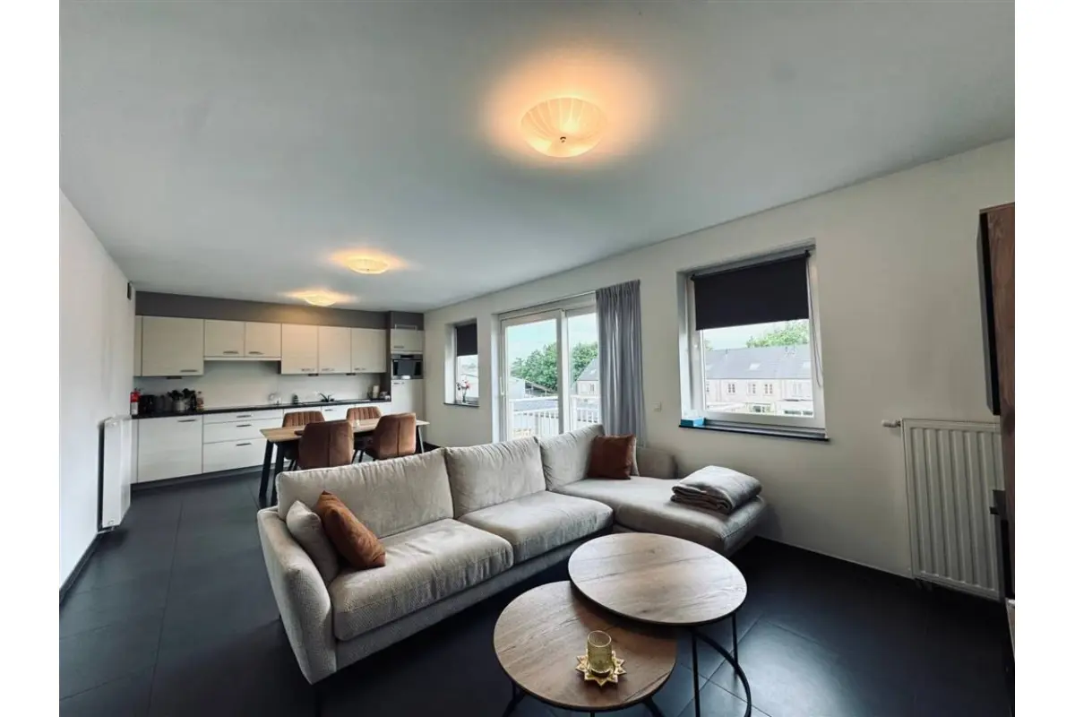 Appartement te  huur in Bazel 9150 875.00€ 2 slaapkamers 97.00m² - Zoekertje 764135