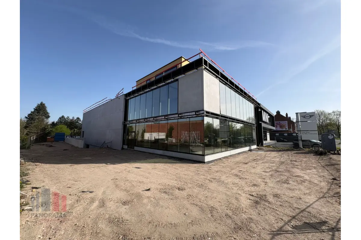 Handelszaak te  huur in Sint-Denijs-Westrem 9051 29019.00€  slaapkamers 2570.00m² - Zoekertje 765203