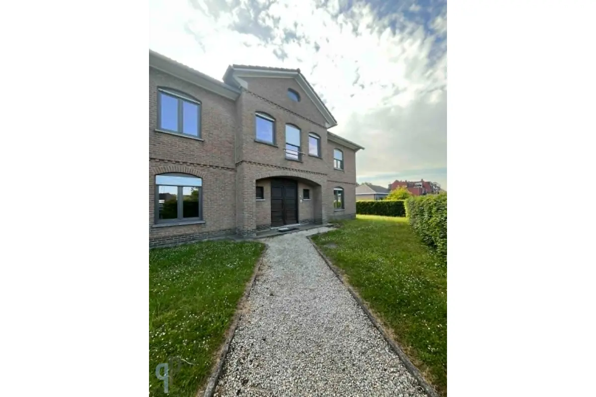 Appartement te  huur in Zottegem 9620 855.00€ 2 slaapkamers 116.00m² - Zoekertje 765246