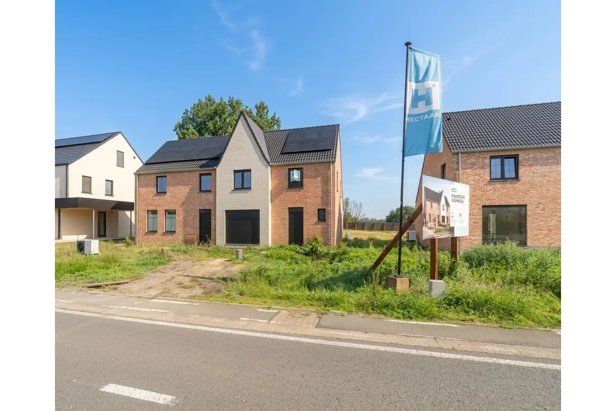 Huis te  koop in Waarschoot 9950 439376.00€ 3 slaapkamers 150.00m² - Zoekertje 765487