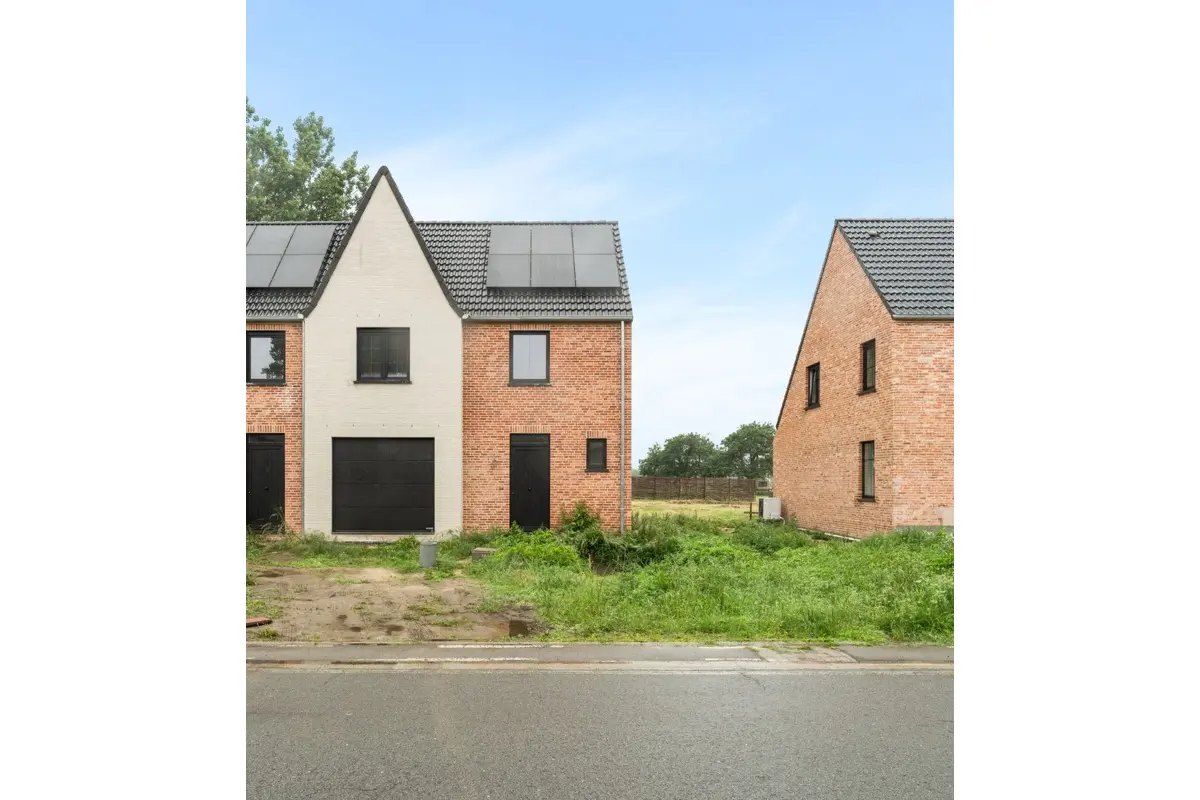Huis te  koop in Waarschoot 9950 439376.00€ 3 slaapkamers 150.00m² - Zoekertje 765487