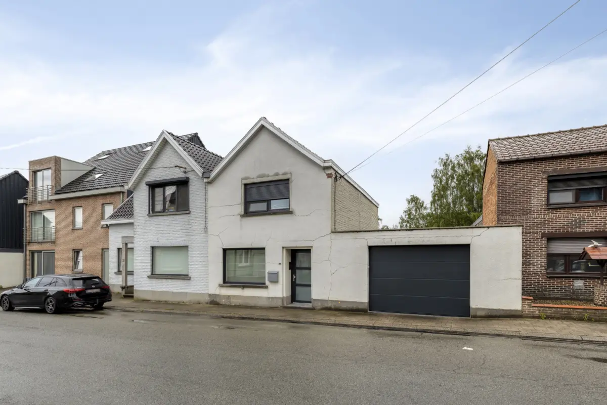 Huis te  koop in Lede 9340 295000.00€ 2 slaapkamers 149.00m² - Zoekertje 764861