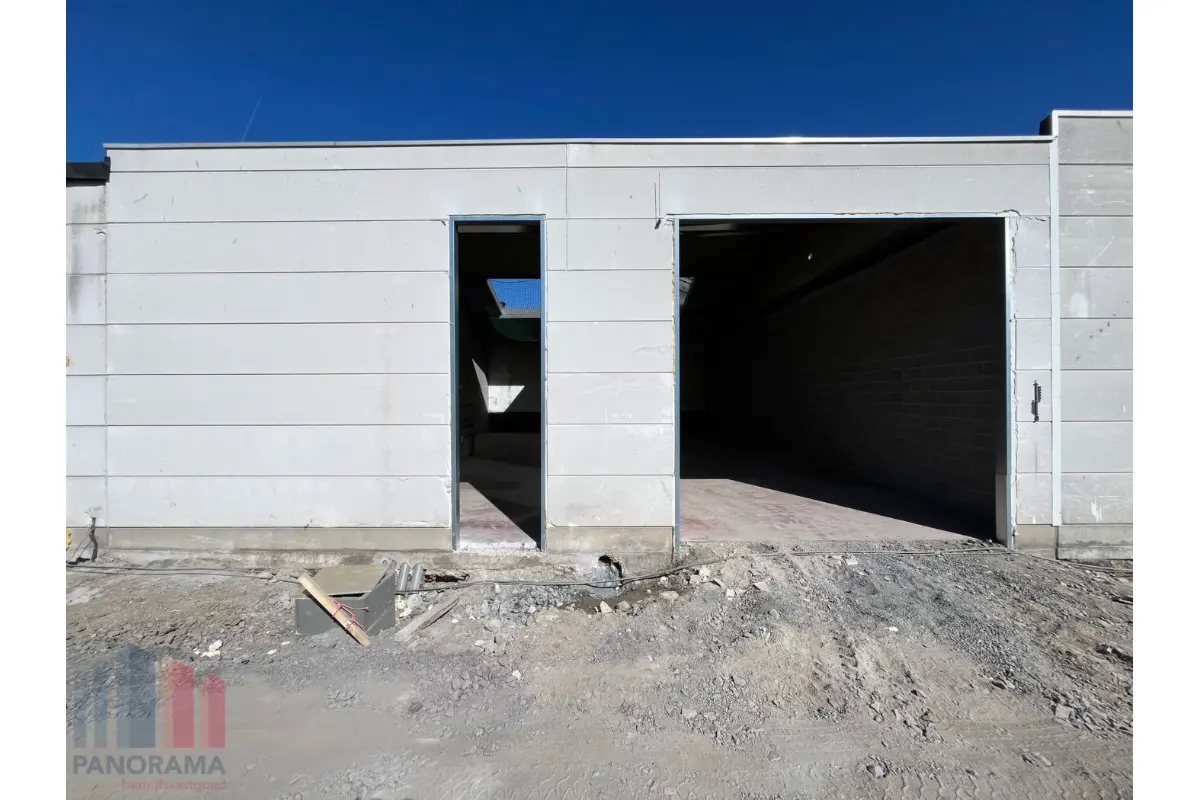 Handelszaak te  koop in Herzele 9550 397000.00€  slaapkamers 272.00m² - Zoekertje 765211