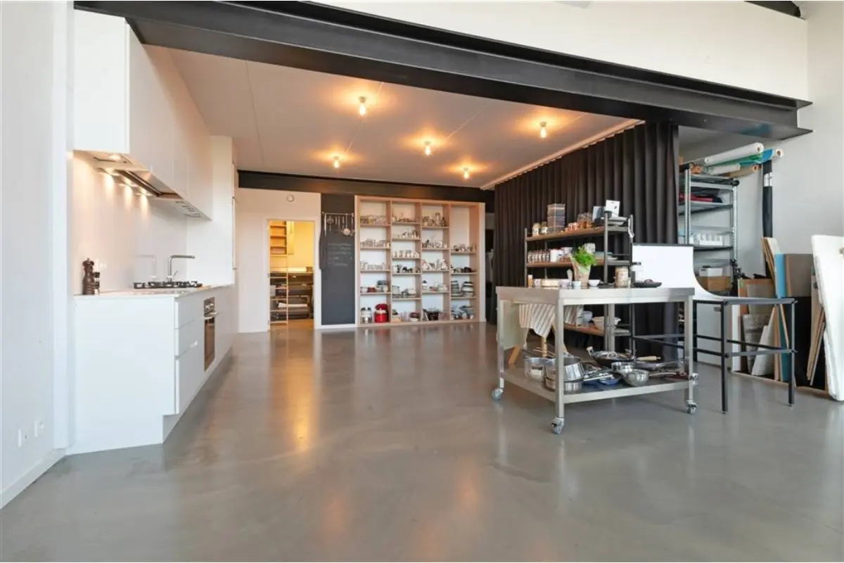 Handelszaak te  koop in Herzele 9550 665000.00€  slaapkamers 311.00m² - Zoekertje 765864