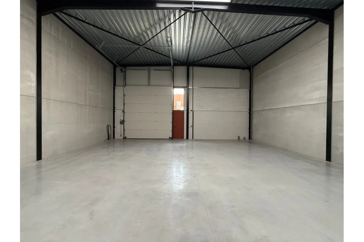 Handelszaak te  huur in Evergem 9940 2300.00€  slaapkamers 445.00m² - Zoekertje 766293