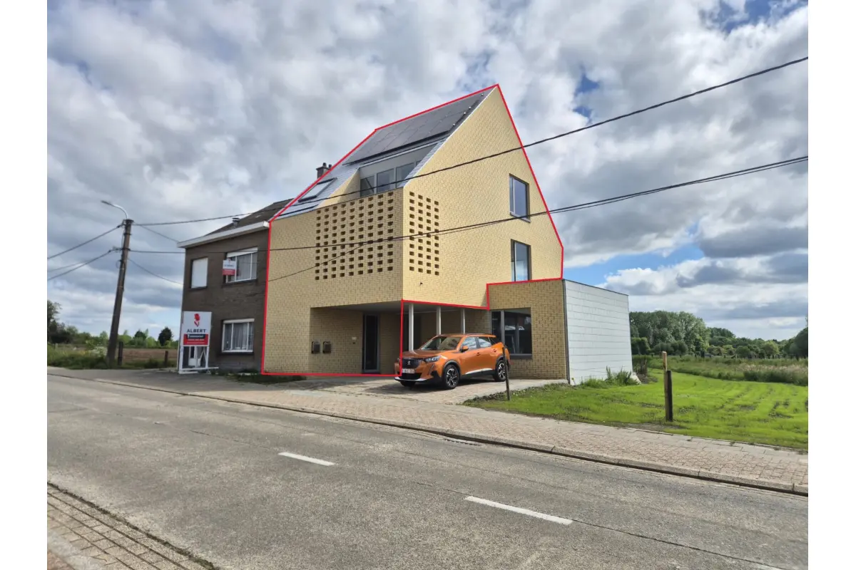 Triplex te  huur in Lede 9340 1350.00€ 2 slaapkamers m² - Zoekertje 766884