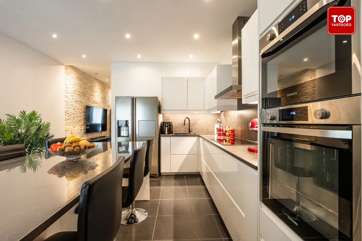 Huis te  koop in Wetteren 9230 385000.00€ 3 slaapkamers 139.00m² - Zoekertje 766981