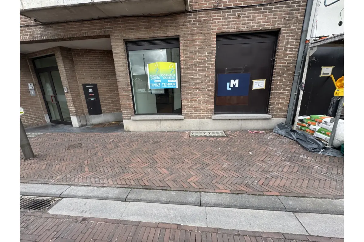 Handelszaak te  huur in Brakel 9660 1500.00€  slaapkamers 154.00m² - Zoekertje 767683