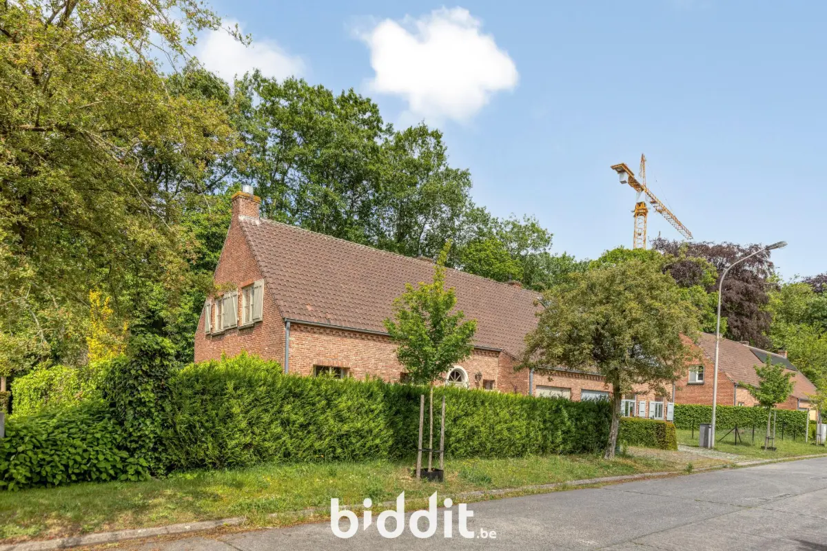 Huis te  koop in Sint-Denijs-Westrem 9051 395000.00€ 3 slaapkamers m² - Zoekertje 767972