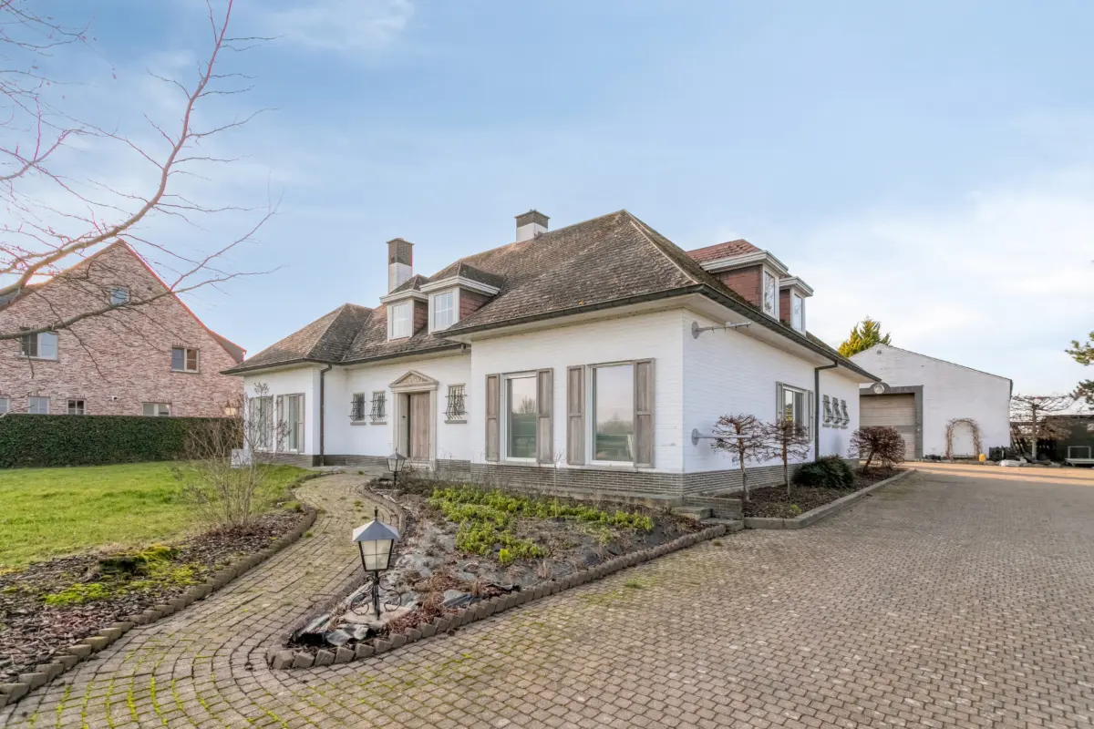 Huis te  koop in Lede 9340 949000.00€ 6 slaapkamers 591.00m² - Zoekertje 767696