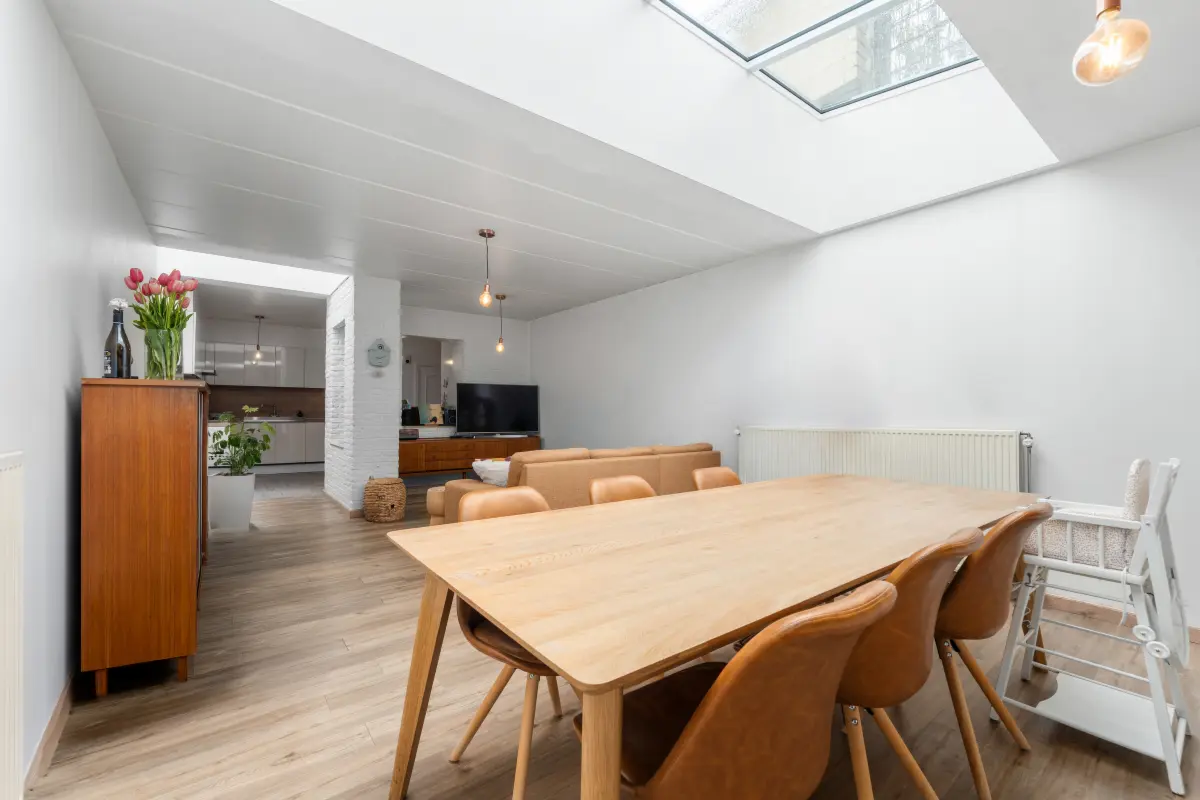 Huis te  koop in Hamme 9220 349000.00€ 4 slaapkamers 180.00m² - Zoekertje 768145