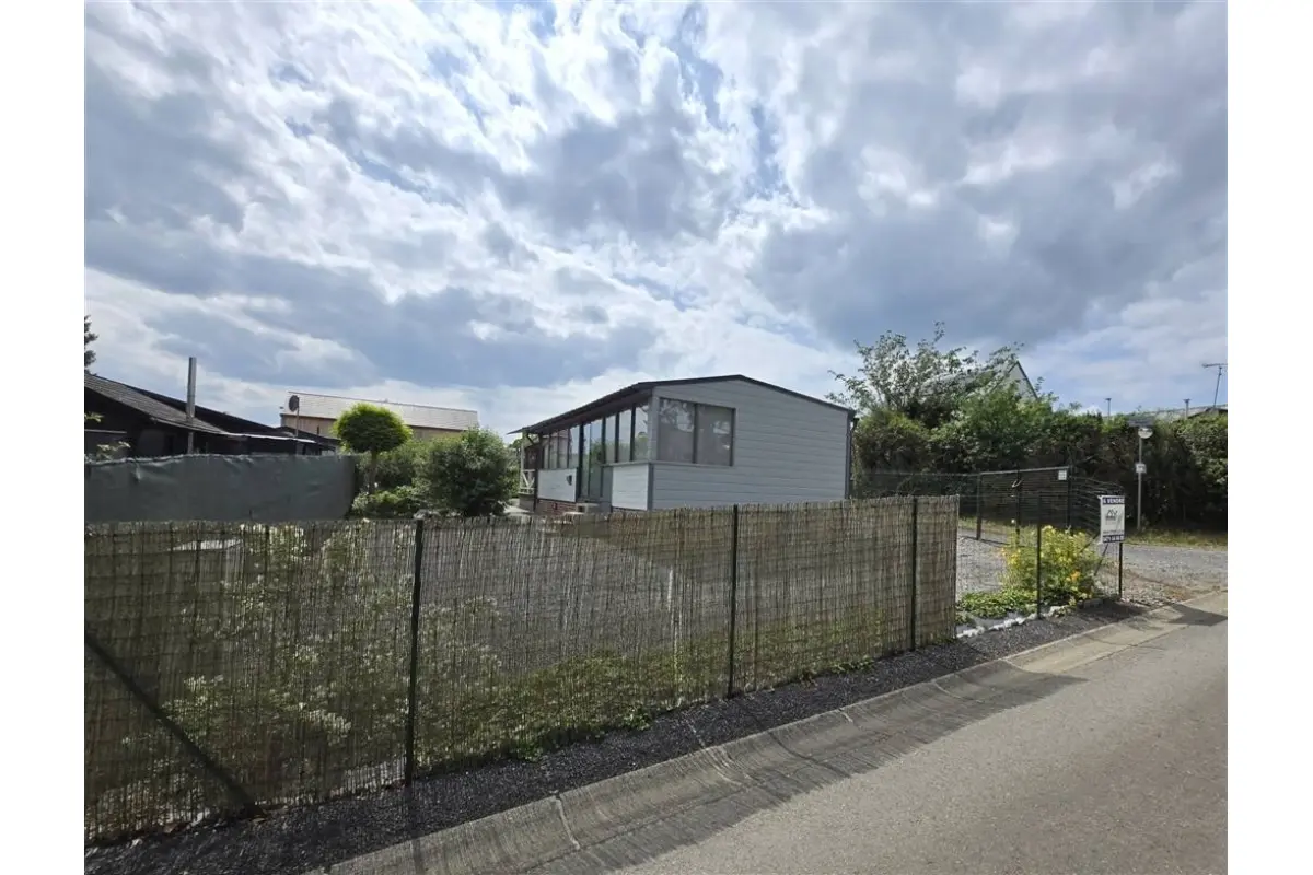 Bungalow te  in Noiseux 5377 89900.00€ 1 slaapkamers 44.00m² - Zoekertje 768537