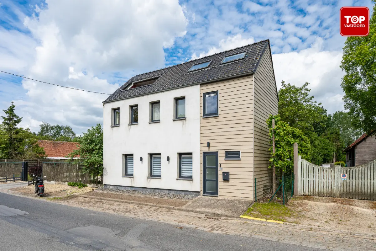Huis te  koop in Lokeren 9160 349000.00€ 3 slaapkamers 123.00m² - Zoekertje 768530