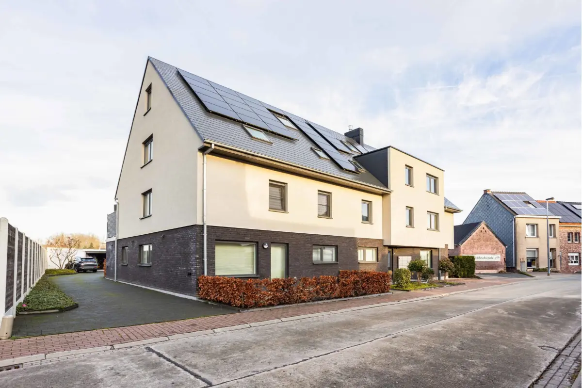 Benedenverdieping te  koop in Grimminge 9506 339000.00€ 3 slaapkamers 108.00m² - Zoekertje 769832