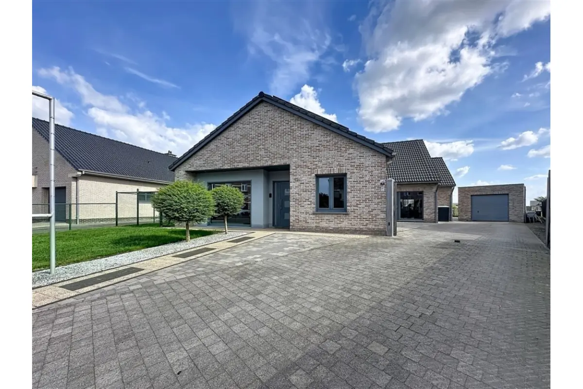 Huis te  koop in Beveren-Waas 9120 599000.00€ 4 slaapkamers 225.00m² - Zoekertje 770605