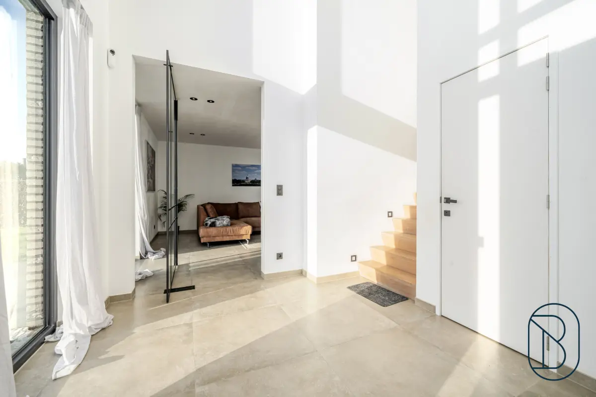 Huis te  koop in Kluisbergen 9690 599500.00€ 4 slaapkamers 290.00m² - Zoekertje 770759