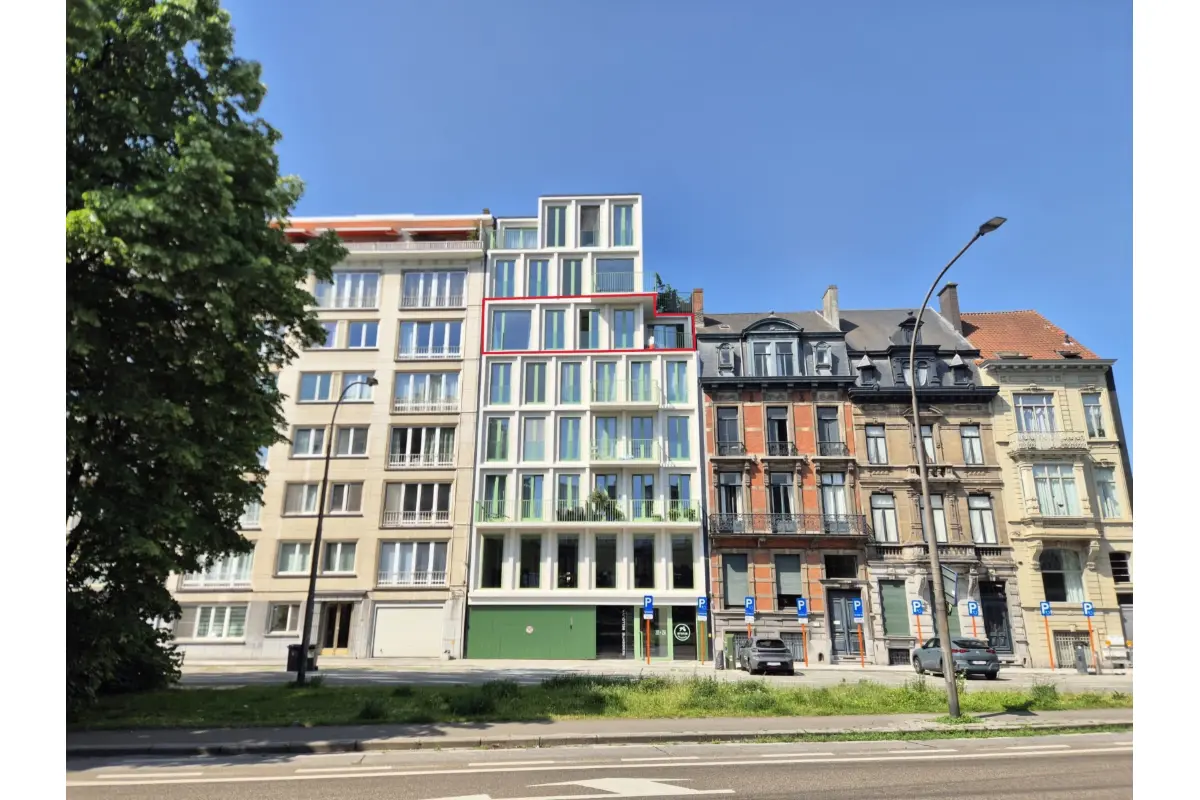 Appartement te  huur in Gent 9000 1995.00€ 3 slaapkamers 138.00m² - Zoekertje 770747