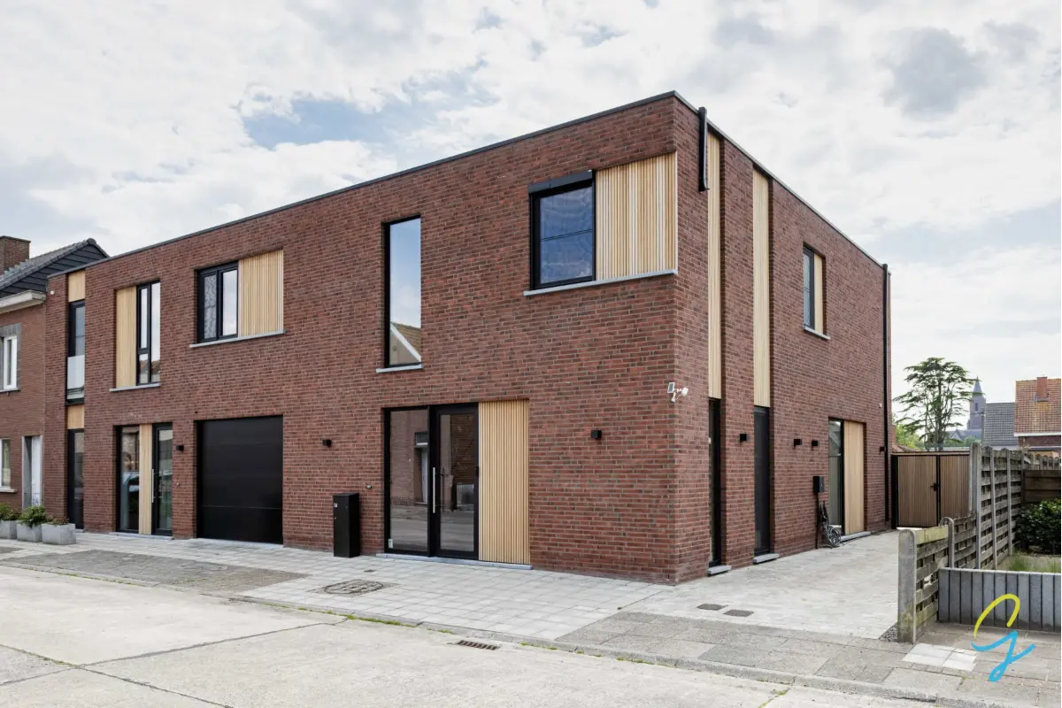 Huis te  koop in Zelzate 9060 549000.00€ 4 slaapkamers 180.00m² - Zoekertje 771492