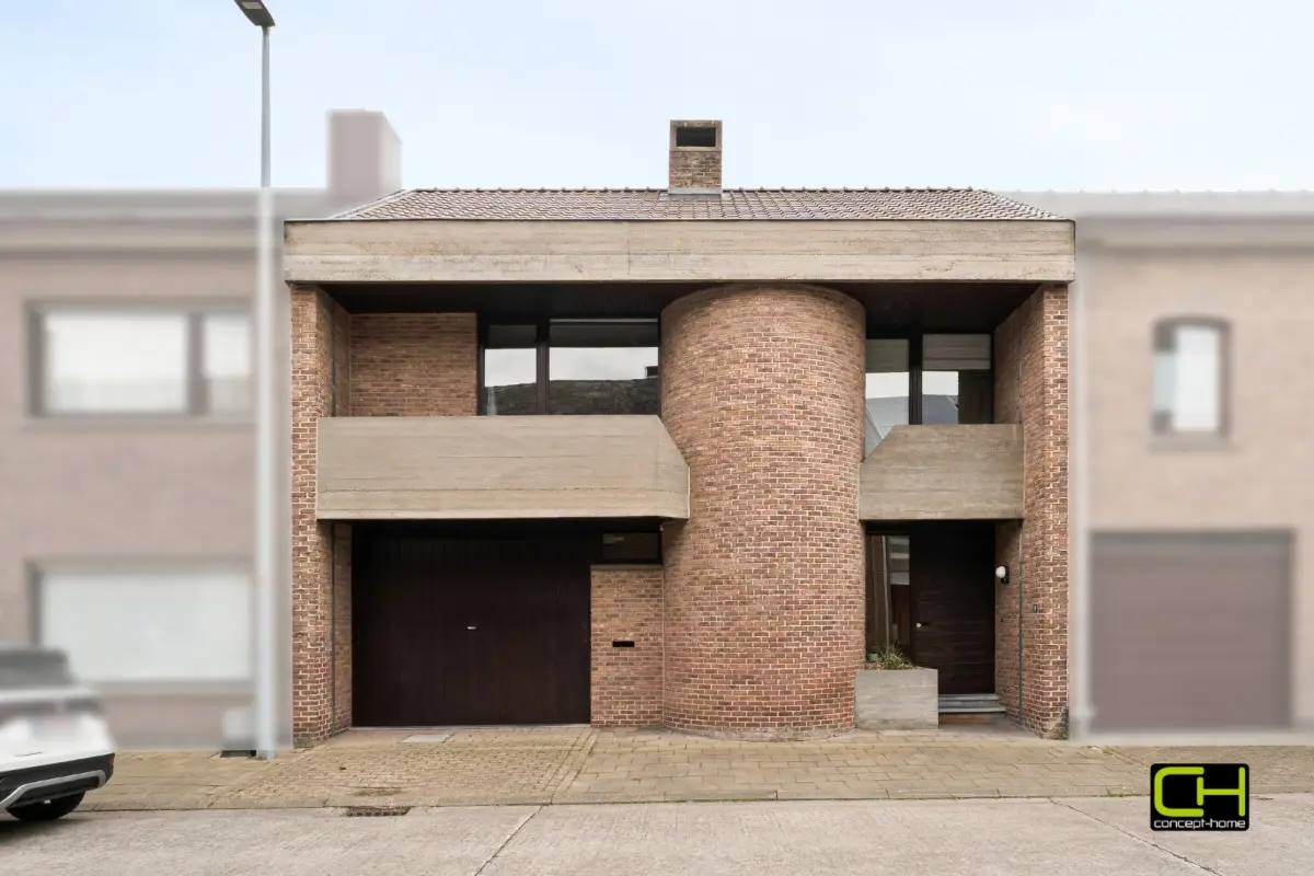 Huis te  koop in Waarschoot 9950 425000.00€ 3 slaapkamers 231.00m² - Zoekertje 772446