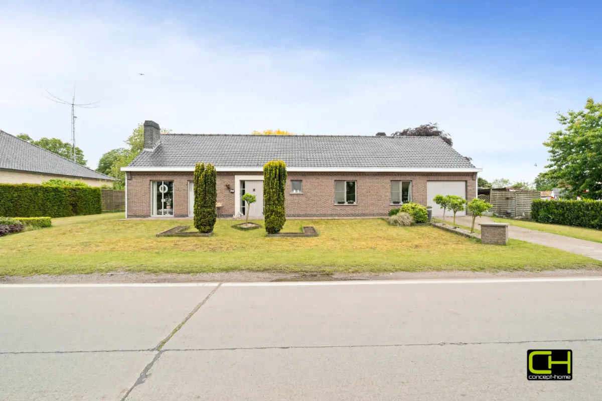 Huis te  koop in Zomergem 9930 360000.00€ 3 slaapkamers 182.00m² - Zoekertje 772447