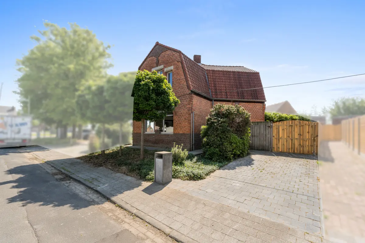 Huis te  koop in Beveren-Waas 9120 349000.00€ 3 slaapkamers 150.00m² - Zoekertje 772815