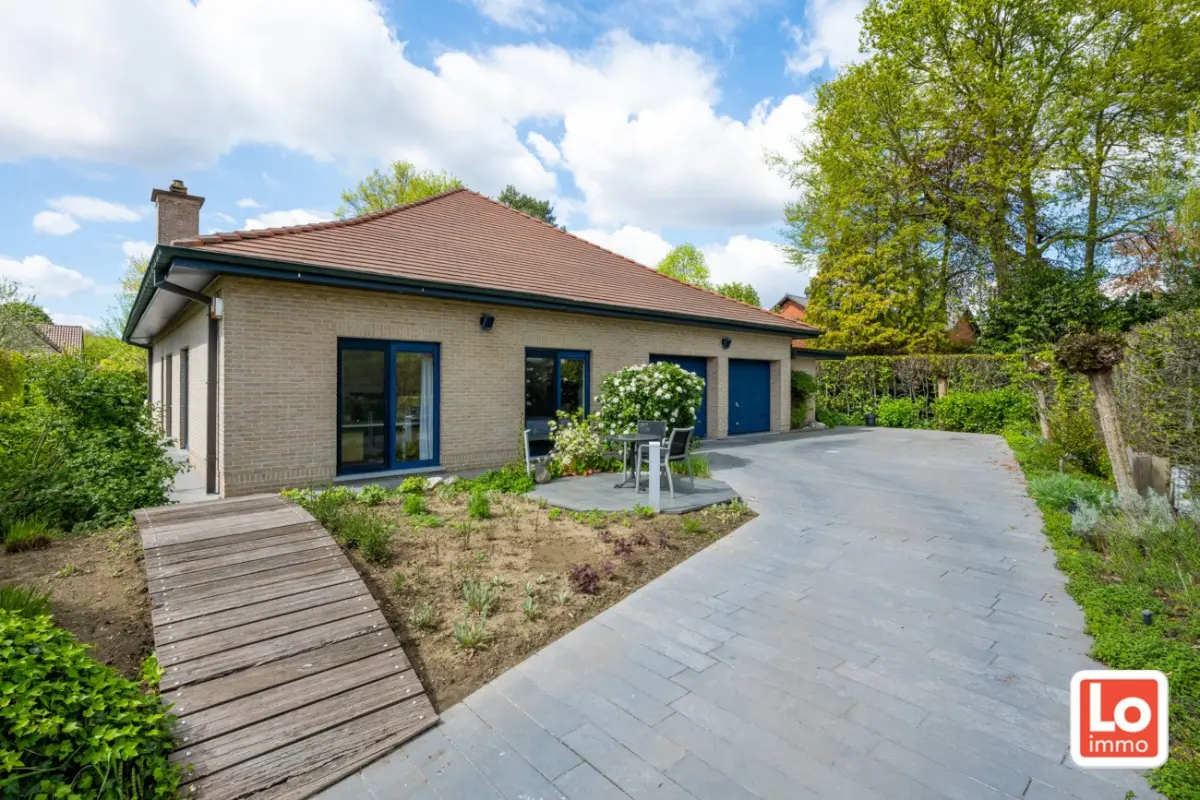 Huis te  koop in Zaffelare 9080 625000.00€ 3 slaapkamers 300.00m² - Zoekertje 773454