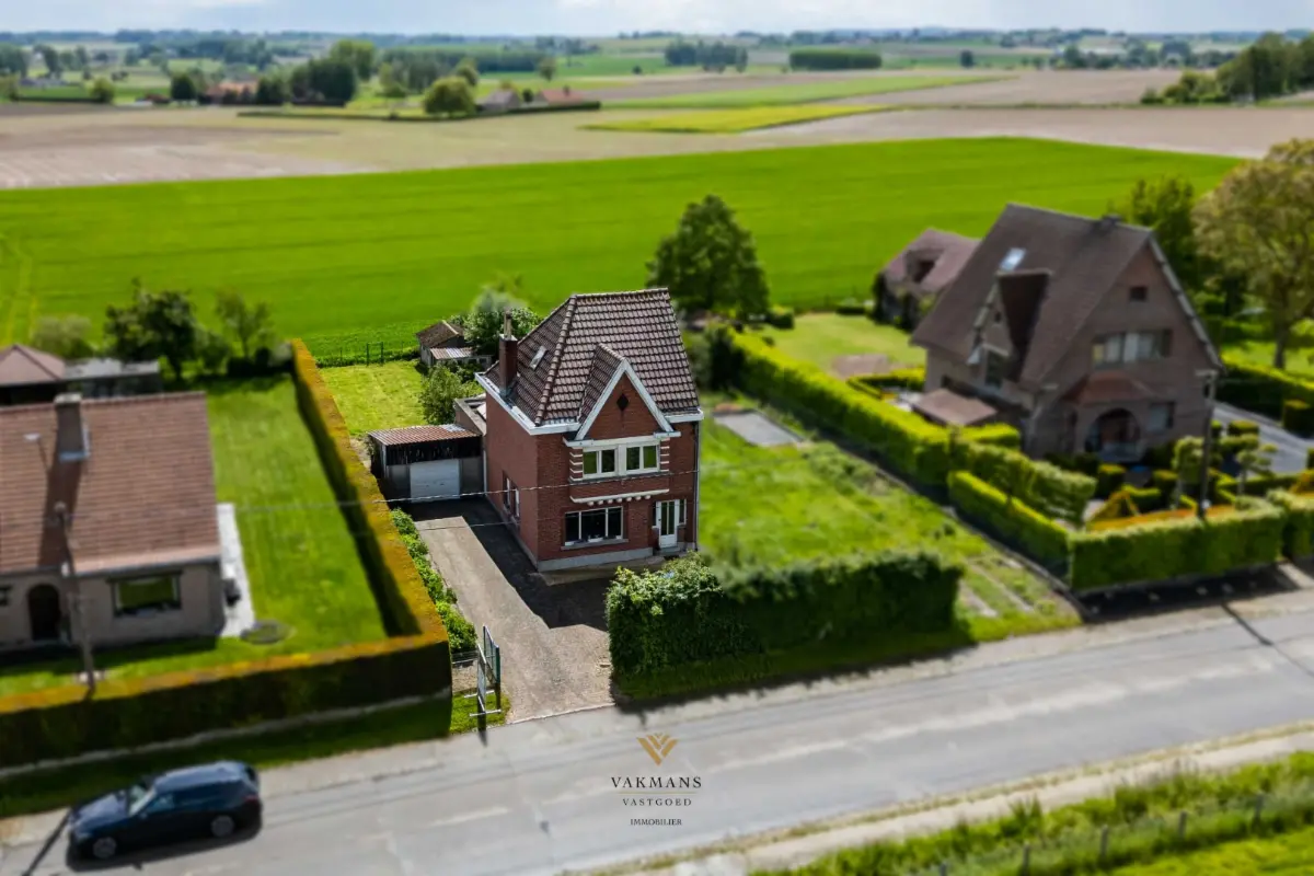 Huis te  koop in Ronse 9600 299000.00€ 4 slaapkamers m² - Zoekertje 773451