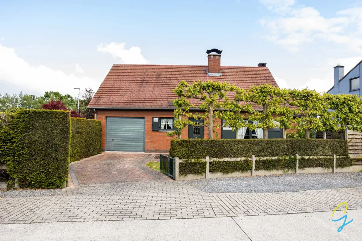 Huis te  koop in Wichelen 9260 399000.00€ 3 slaapkamers 175.00m² - Zoekertje 773629
