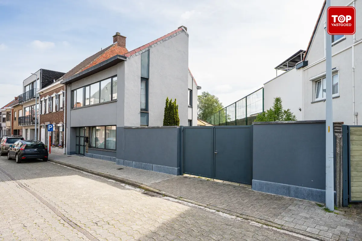 Huis te  koop in Zele 9240 359000.00€ 4 slaapkamers 194.00m² - Zoekertje 773936