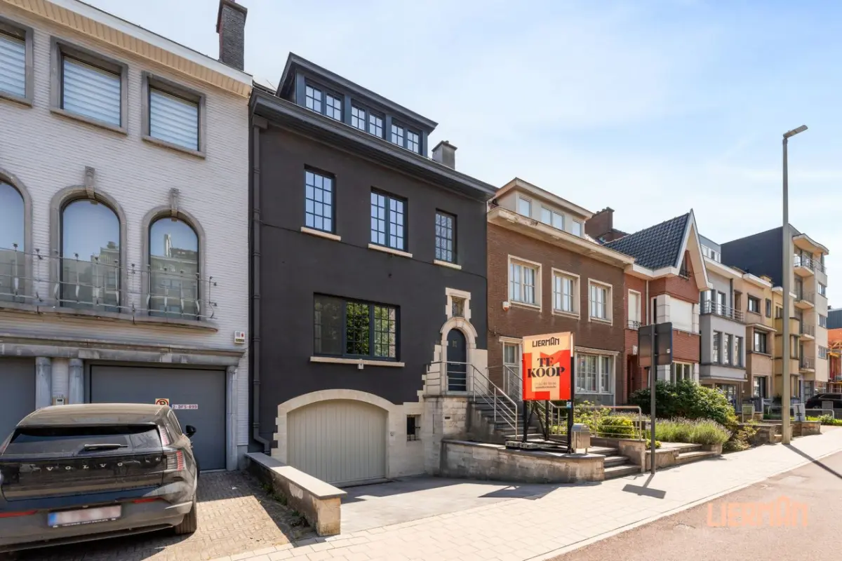 Huis te  koop in Aalst 9300 745000.00€ 4 slaapkamers 285.00m² - Zoekertje 774763