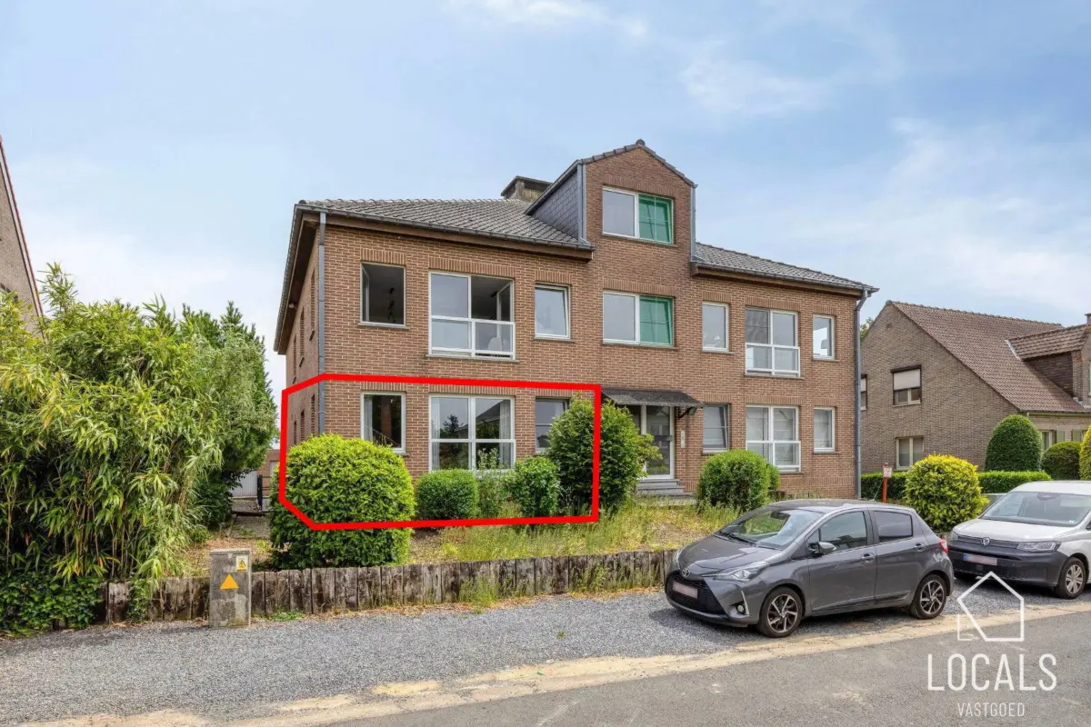 Appartement te  koop in Denderhoutem 9450 225000.00€ 2 slaapkamers 105.00m² - Zoekertje 774834