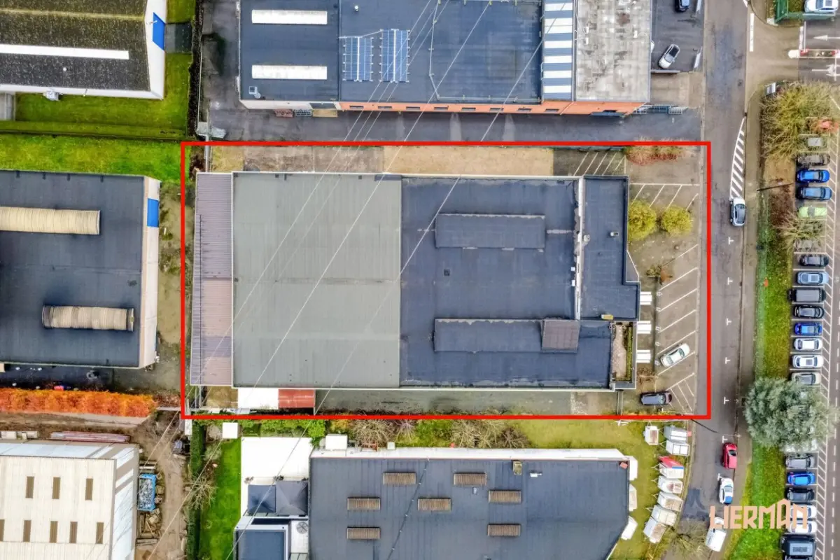 Handelszaak te  koop in Aalst 9300 1745000.00€  slaapkamers m² - Zoekertje 774869