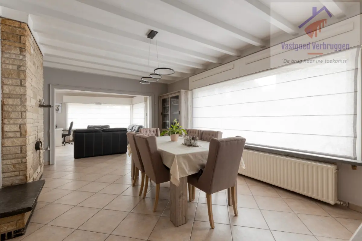 Huis te  koop in Erembodegem 9320 549000.00€ 4 slaapkamers 286.00m² - Zoekertje 775144