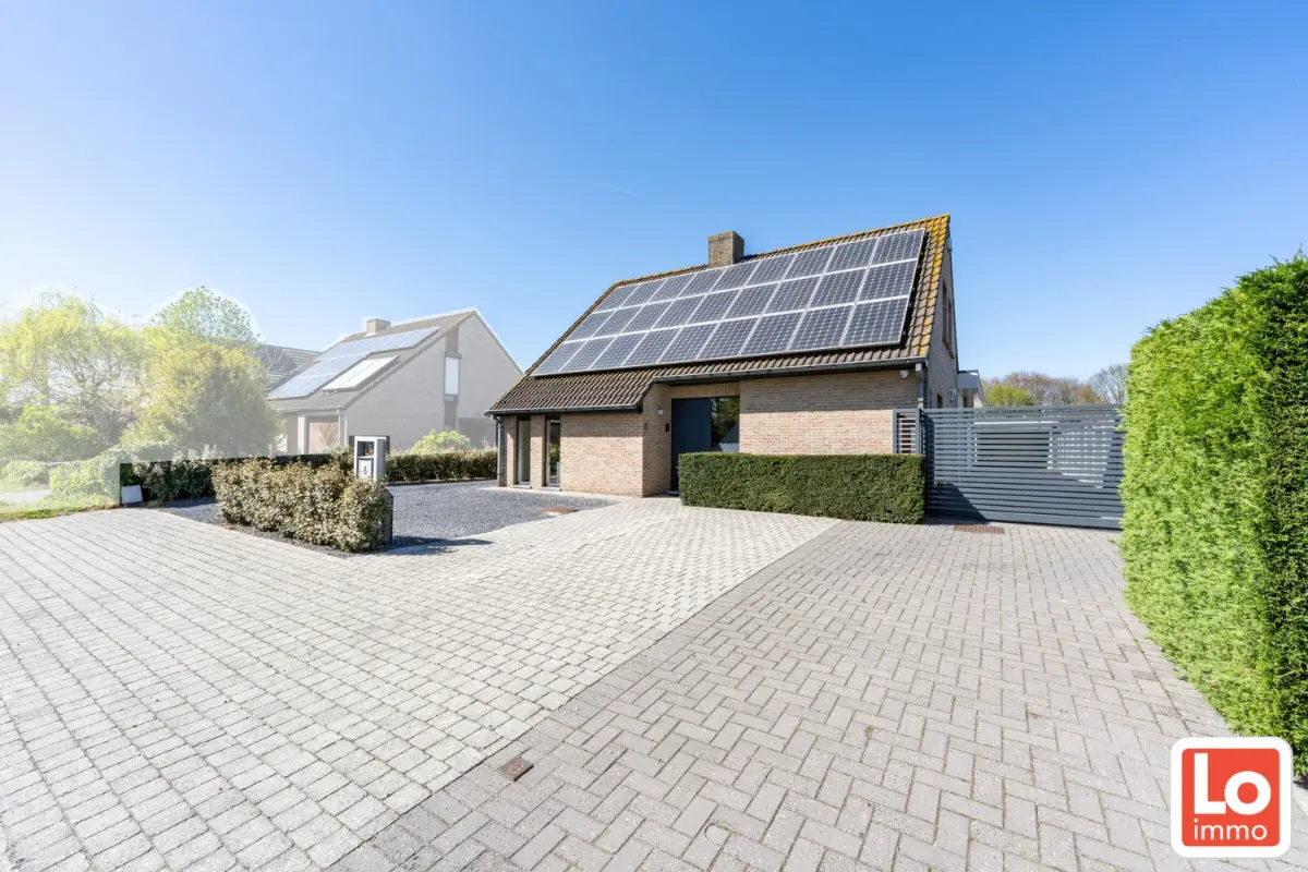 Huis te  koop in Lochristi 9080 670000.00€ 4 slaapkamers 210.00m² - Zoekertje 775160