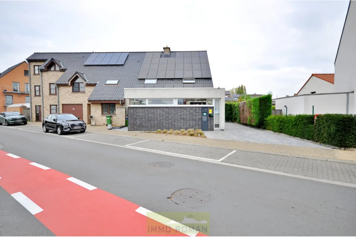 Appartementsgebouw te  koop in Kluisbergen 9690 379000.00€ 4 slaapkamers 302.00m² - Zoekertje 776460