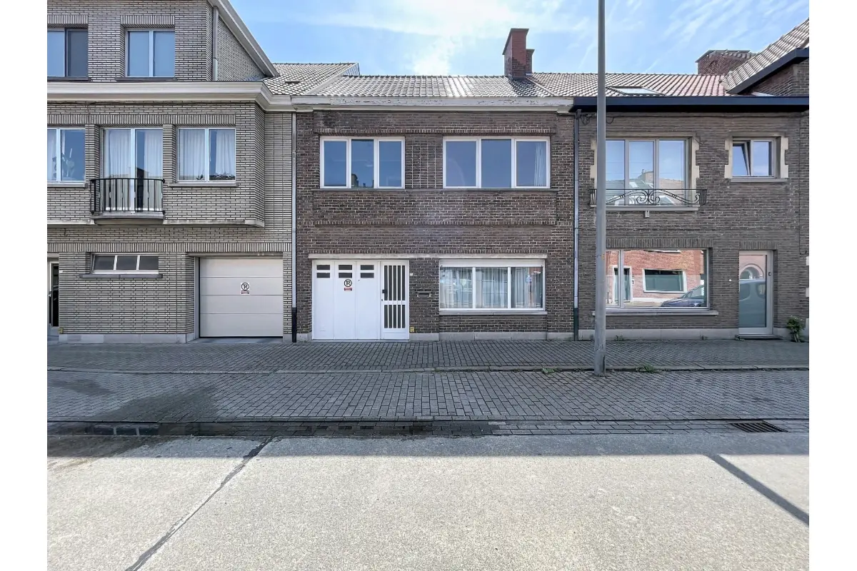 Huis te  koop in Oudenaarde 9700 314000.00€ 3 slaapkamers 160.00m² - Zoekertje 775488