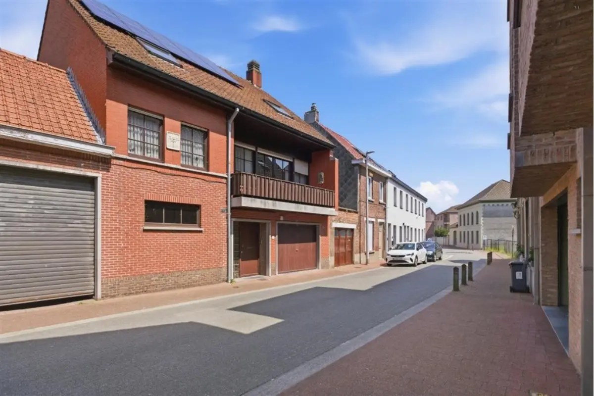 Huis te  koop in Moerbeke-Waas 9180 340000.00€ 4 slaapkamers 168.00m² - Zoekertje 775702