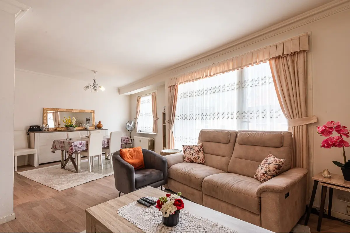 Appartement te  koop in Sint-Amandsberg 9040 249500.00€ 2 slaapkamers 76.00m² - Zoekertje 775464