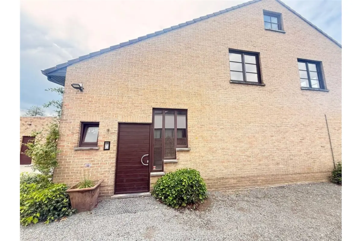 Appartement te  huur in Waasmunster 9250 1350.00€ 4 slaapkamers 239.00m² - Zoekertje 776416