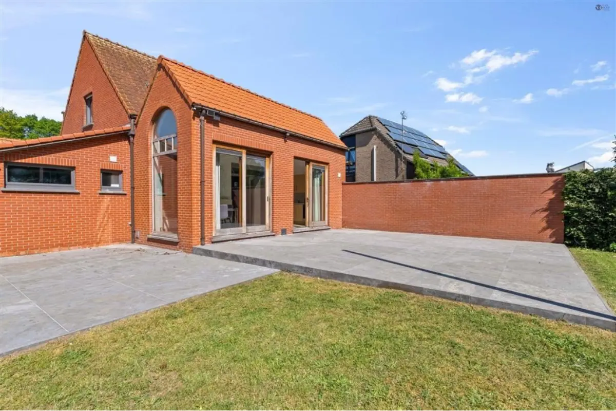Huis te  koop in Stekene 9190 438000.00€ 2 slaapkamers 123.00m² - Zoekertje 775701