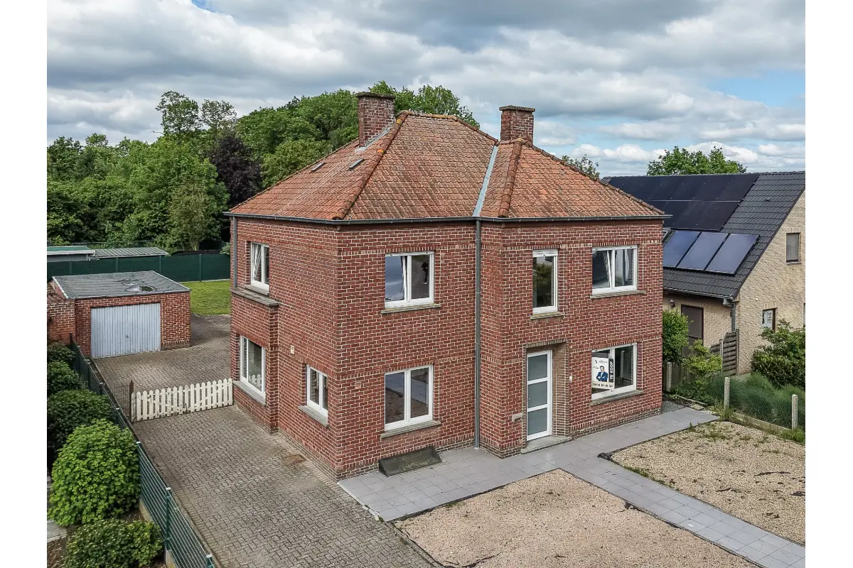 Huis te  koop in Aalter 9880 459000.00€ 4 slaapkamers 187.00m² - Zoekertje 777246
