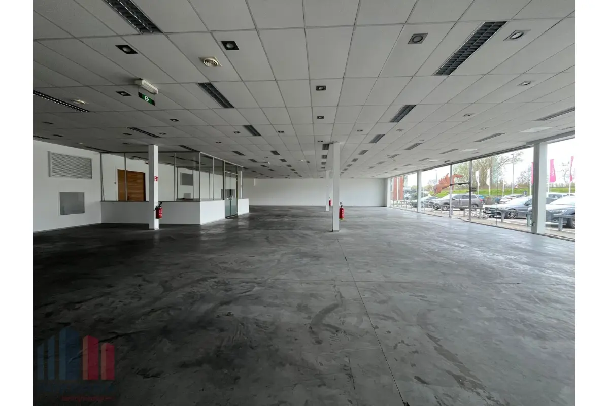 Handelszaak te  huur in Dendermonde 9200 5750.00€  slaapkamers 726.00m² - Zoekertje 777668