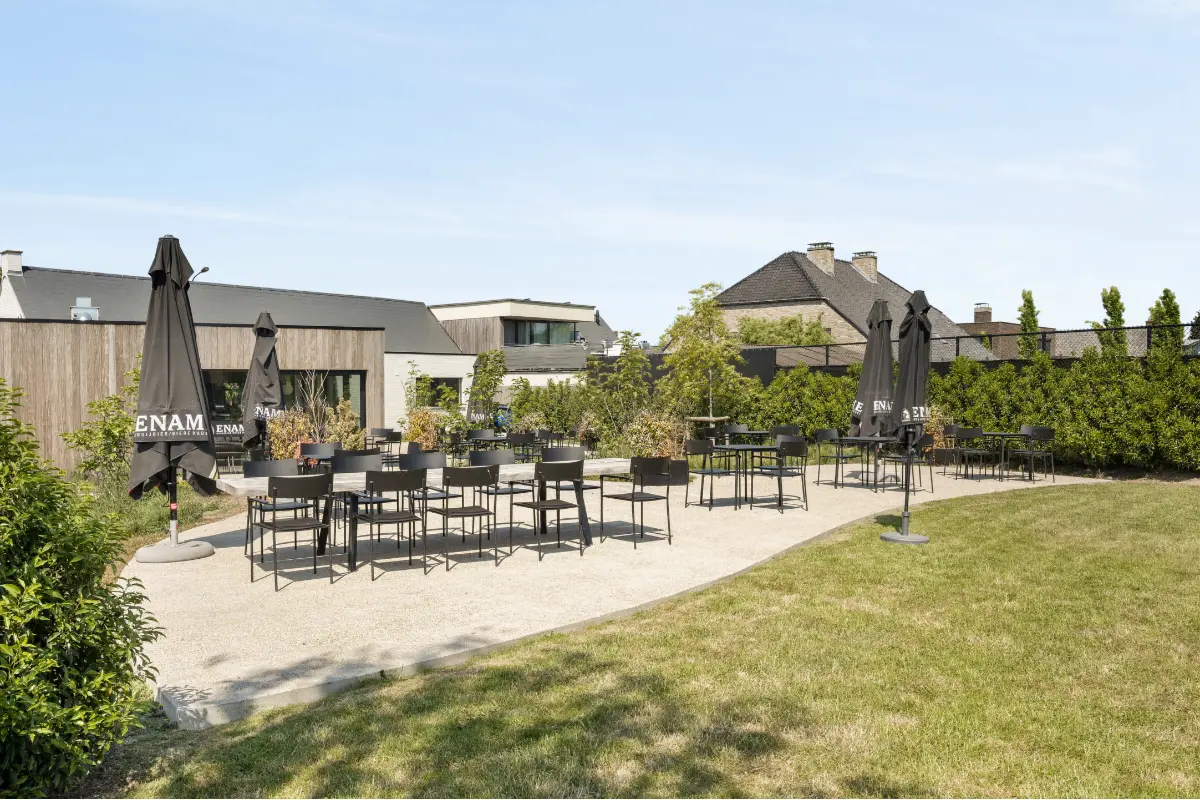 Handelszaak te  koop in Schorisse 9688 595000.00€  slaapkamers 200.00m² - Zoekertje 777121