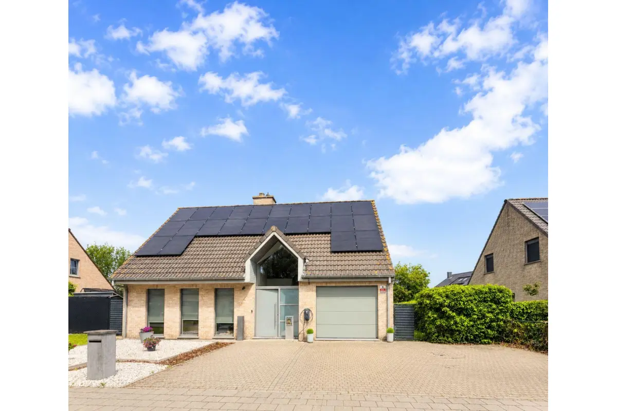 Huis te  koop in Beveren-Waas 9120 748500.00€ 4 slaapkamers m² - Zoekertje 777324