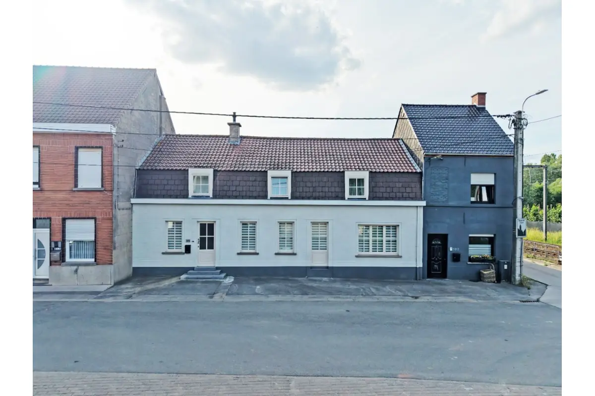 Huis te  koop in Zwalm 9630 369000.00€ 4 slaapkamers 206.00m² - Zoekertje 777795